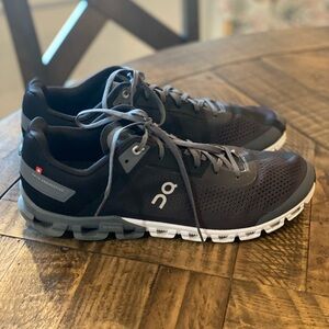 On Running Men's Athletic Shoes - Black and Gray